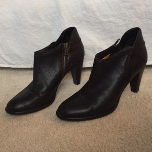 Madewell black ankle booties